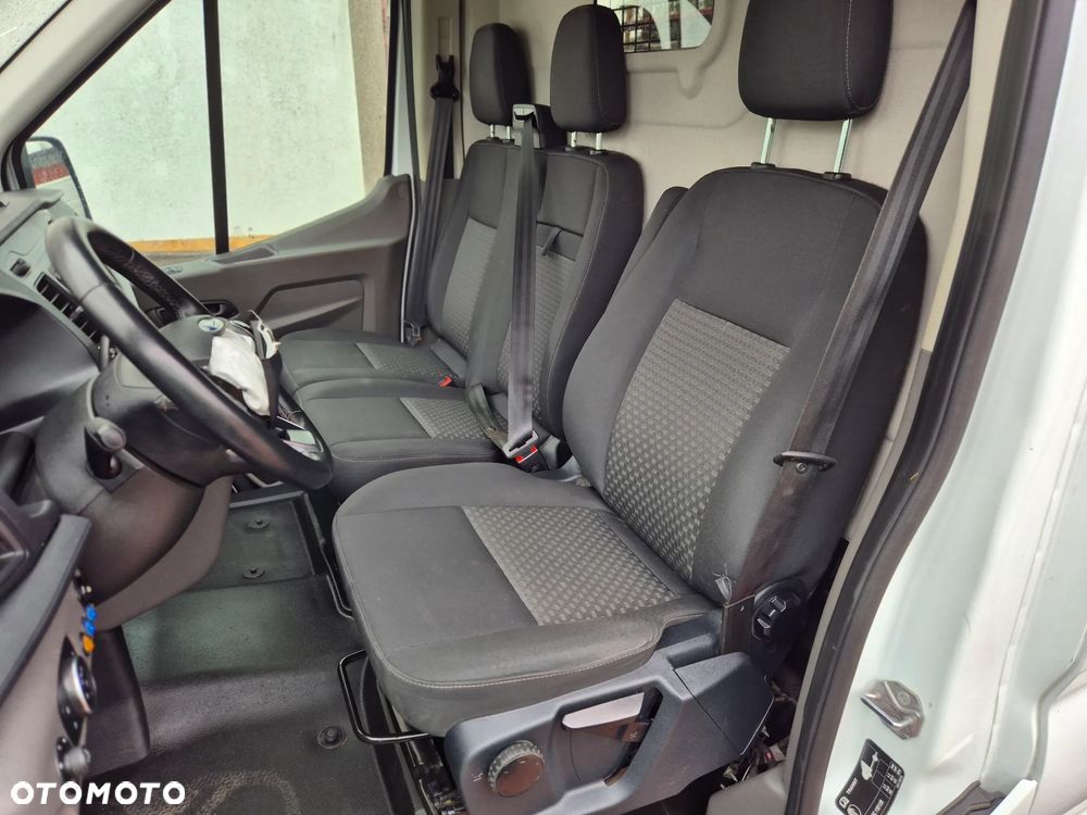 Ford Transit - 36