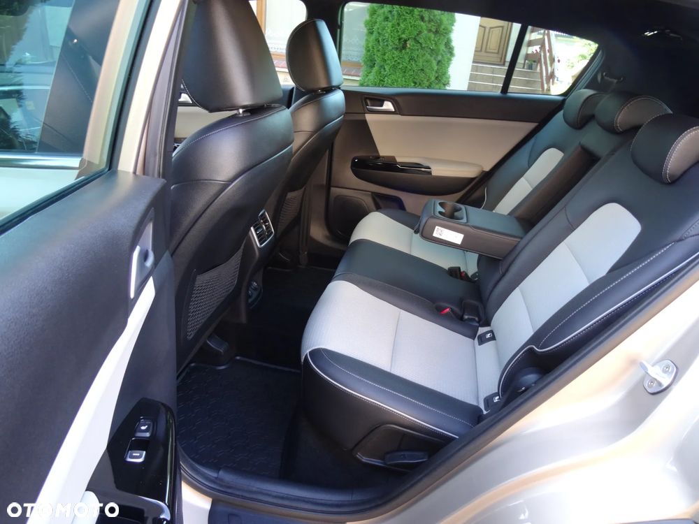 Kia Sportage 1.6 T-GDI GT Line 4WD - 28