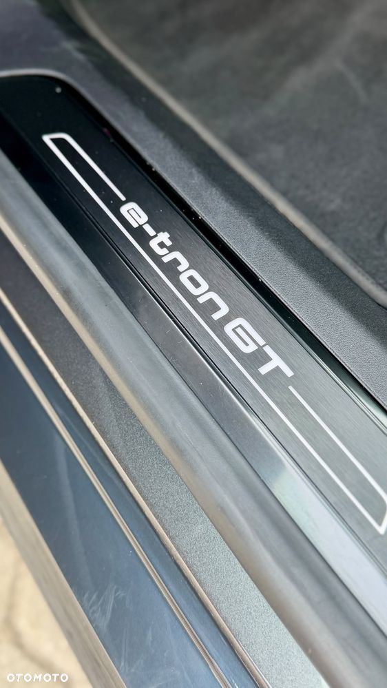 Audi e-tron GT quattro - 17