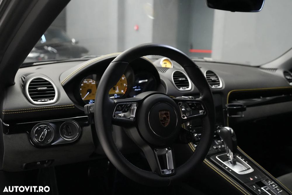 Porsche Boxster 718 PDK - 13