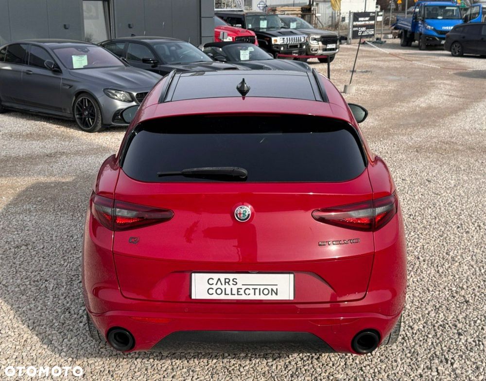 Alfa Romeo Stelvio - 5
