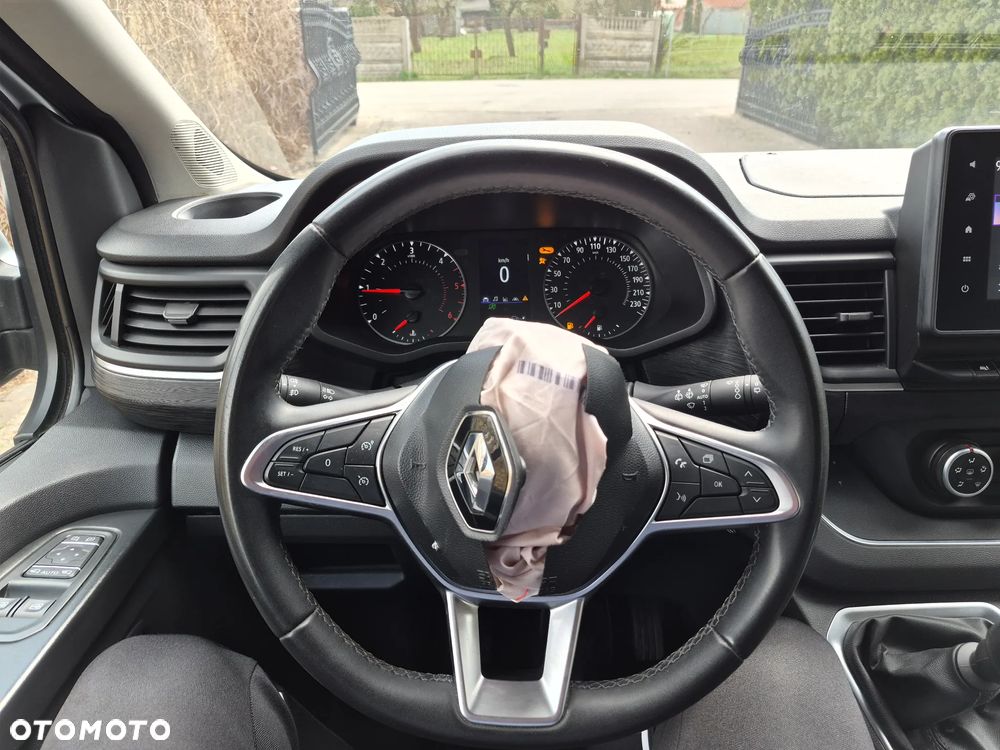 Renault Trafic - 14