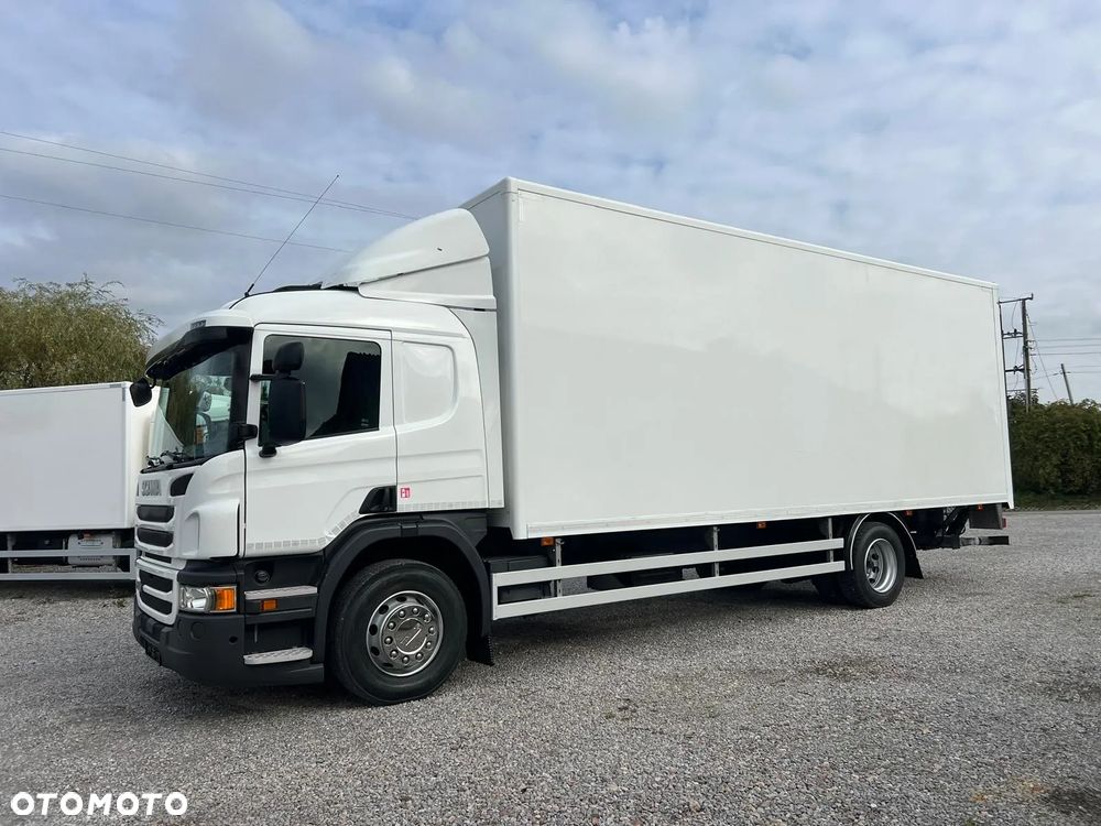 Scania P250 / Izoterma / Winda / Kabina Sypialna / - 7