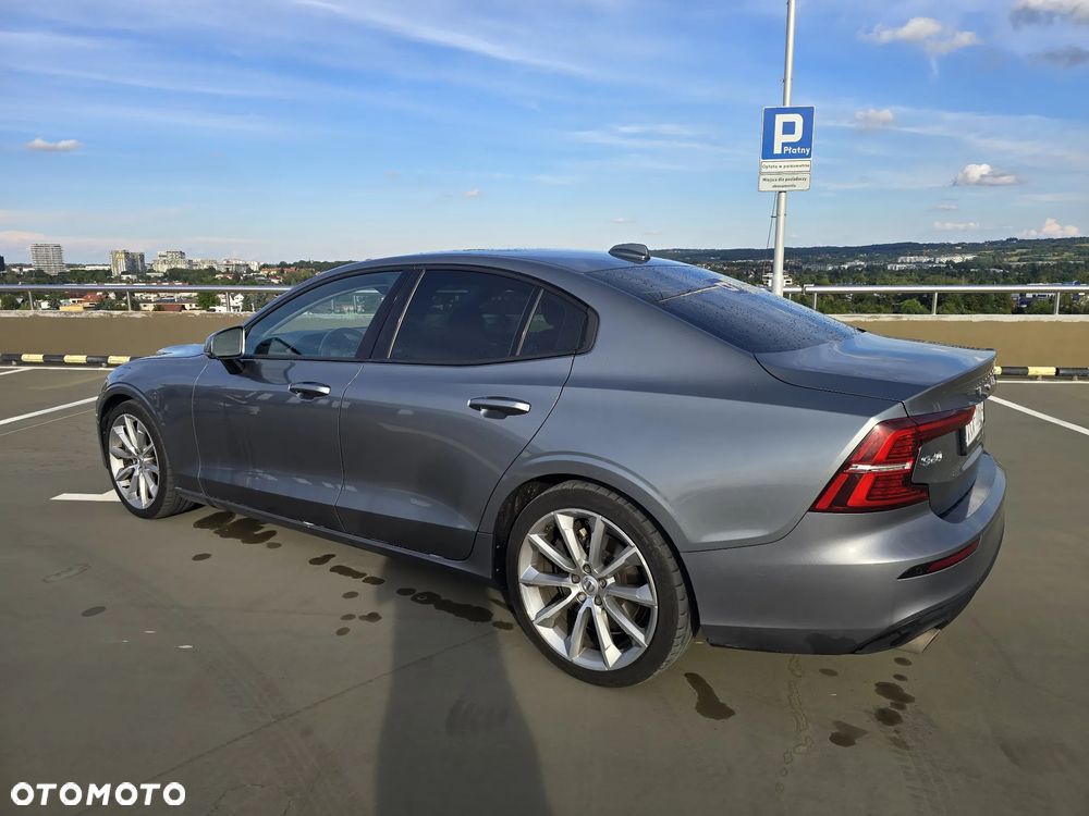 Volvo S60 T6 AWD Momentum Pro - 8