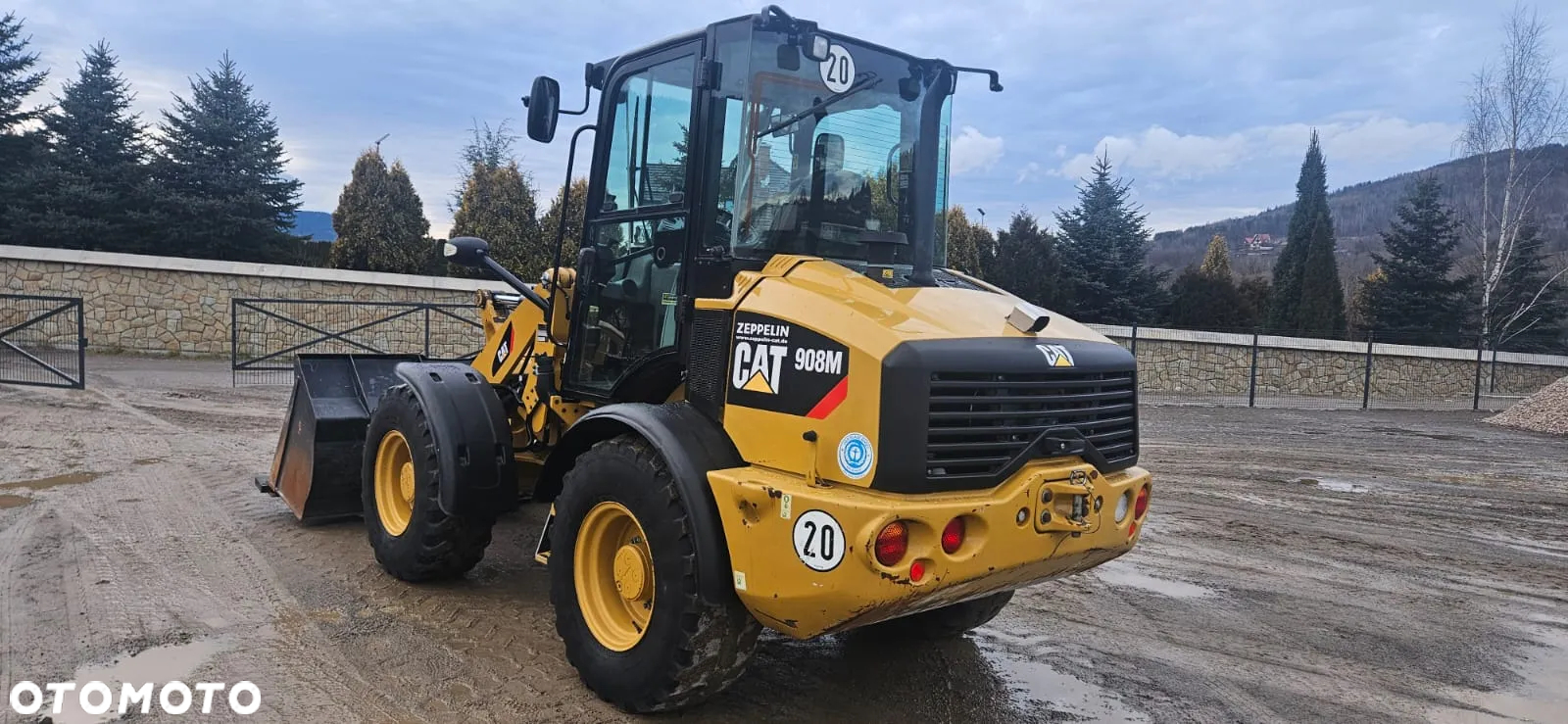 Caterpillar 908 M - 8