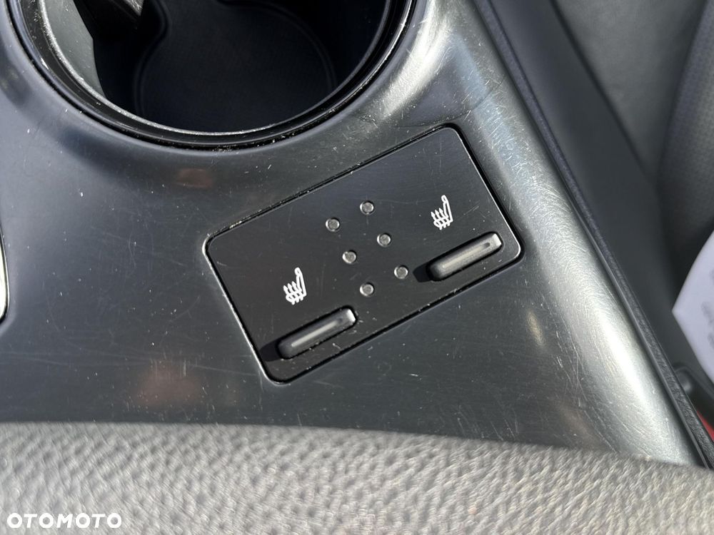 Toyota Camry 2.5 Hybrid Comfort CVT - 19