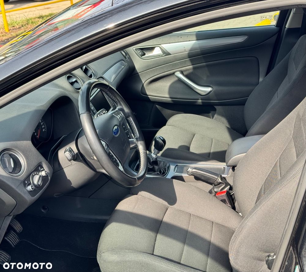 Ford Mondeo 2.0 TDCi Titanium X - 12