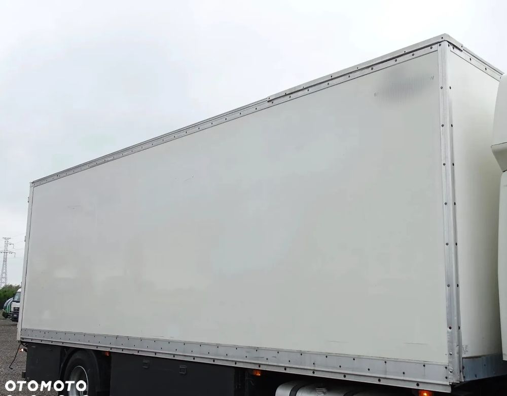 DAF LF 18.320 Kontener 20 palet - 4