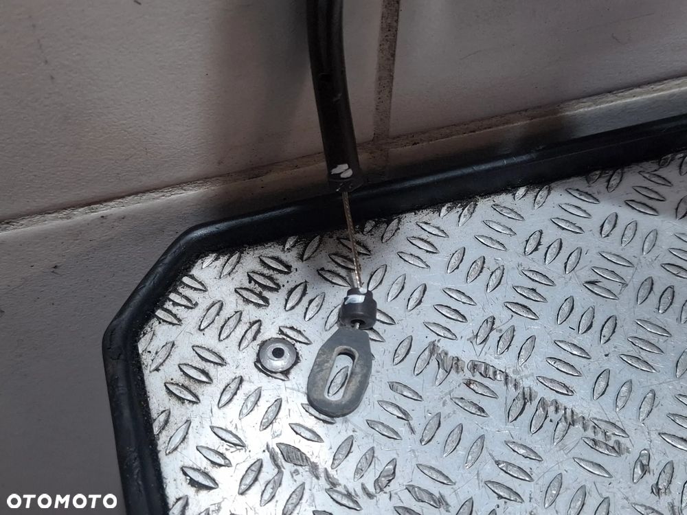 Zamek drzwi przesuwnych lewych Renault Master III 2018 rok nr 826717099R - 4