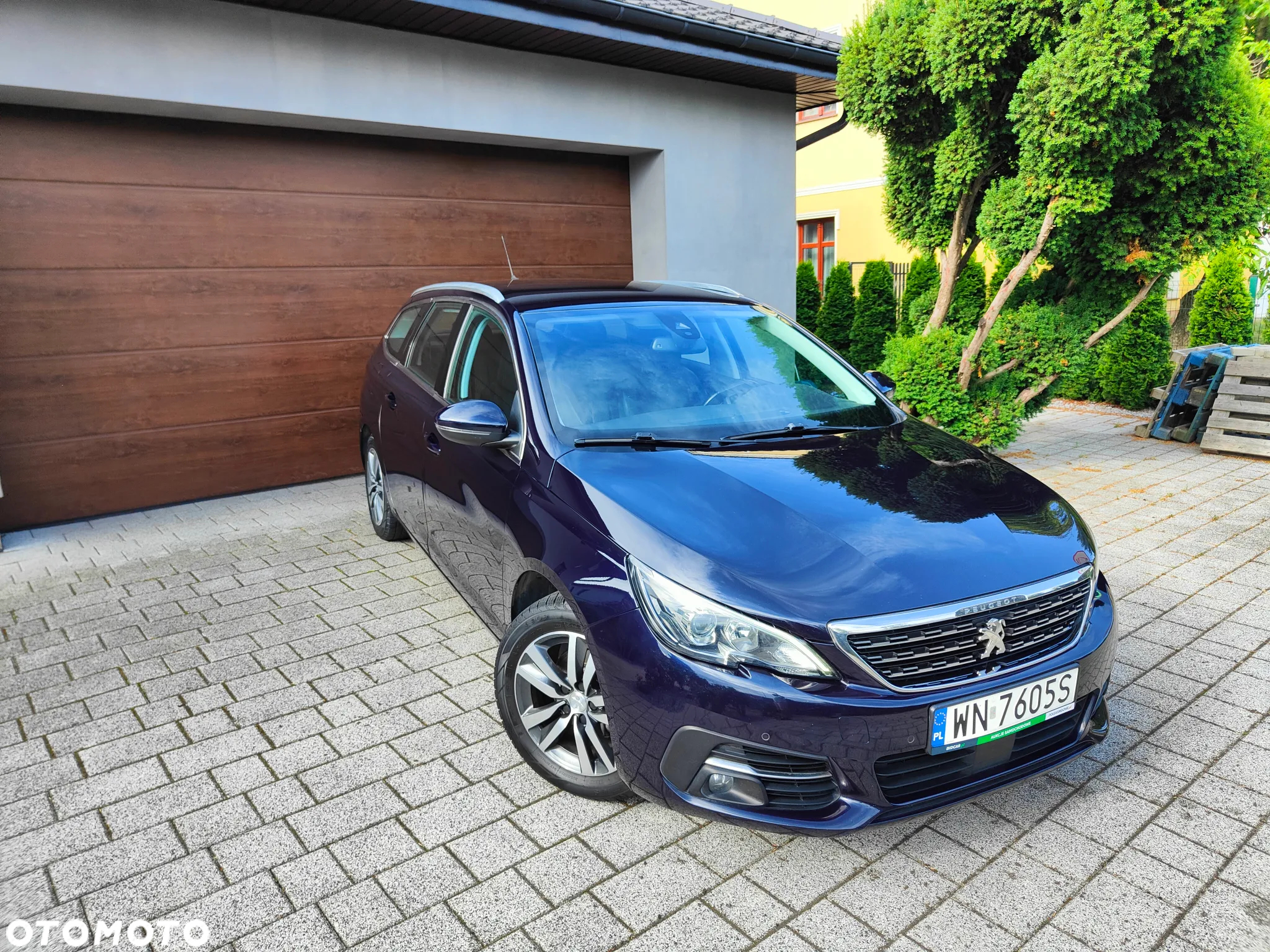 Peugeot 308 BlueHDi FAP 130 EAT8 Stop & Start Allure Pack - 37
