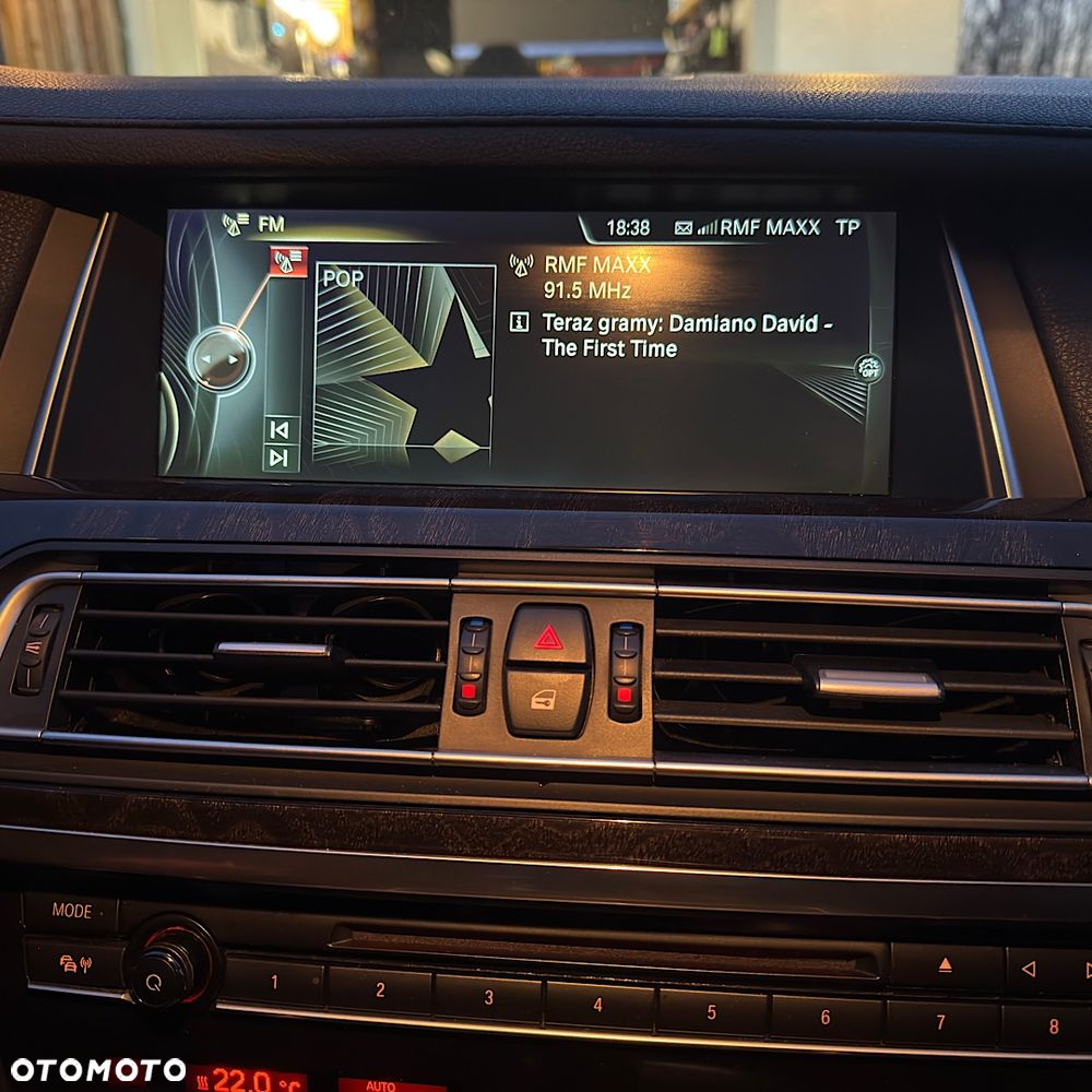 BMW Seria 7 - 16
