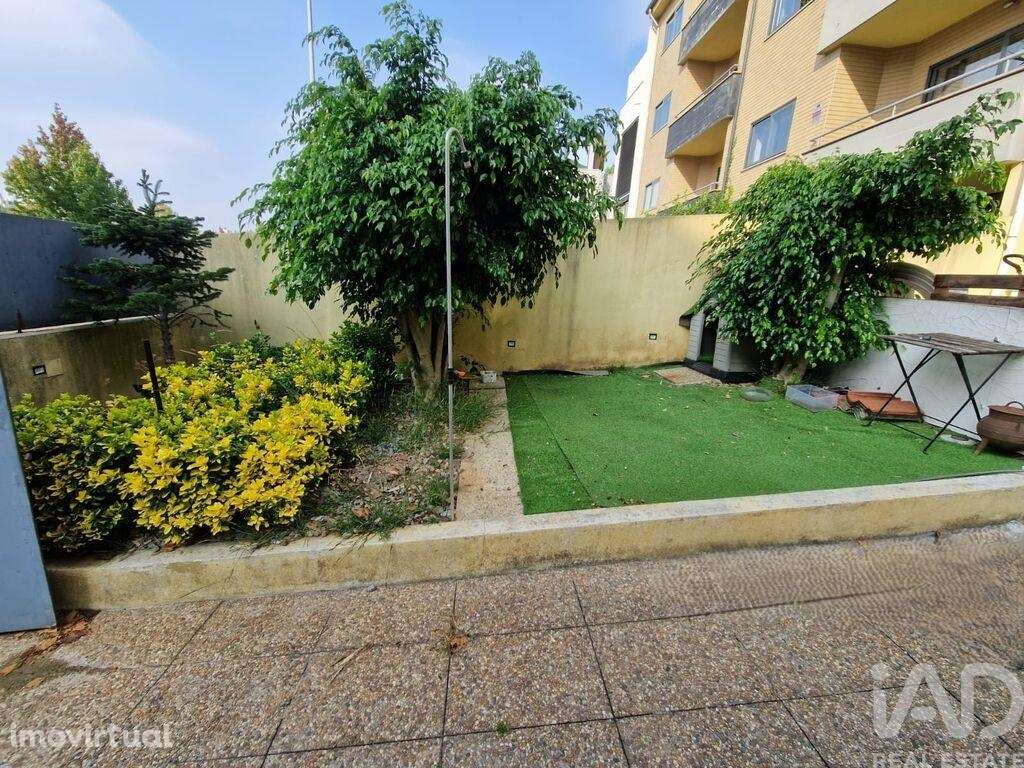 Casa / Villa T5 em São Mamede de Infesta e Senhora da Hora de 294,00 m - Grande imagem: 3/30