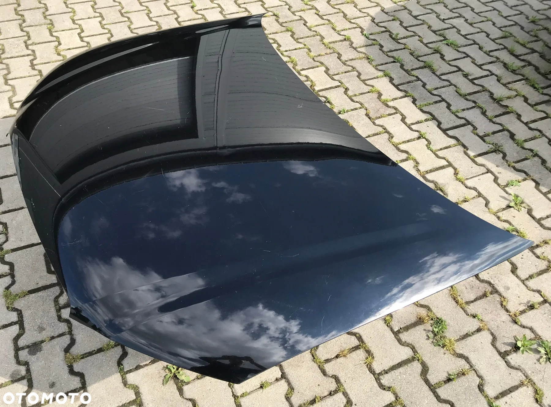 Audi A3 8P lift 2008-2012 maska LY9B - 2