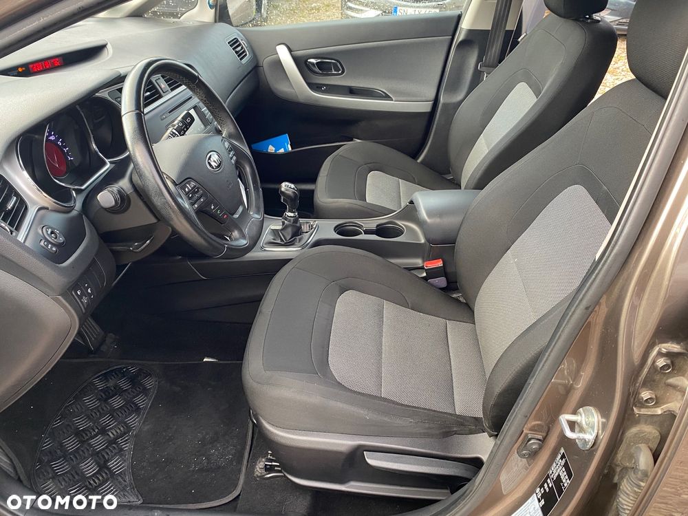 Kia Ceed 1.4 CVVT Attract Plus - 20