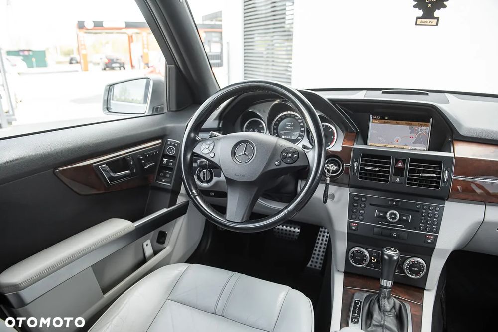 Mercedes-Benz GLK 350 CDI DPF 4Matic 7G-TRONIC - 27