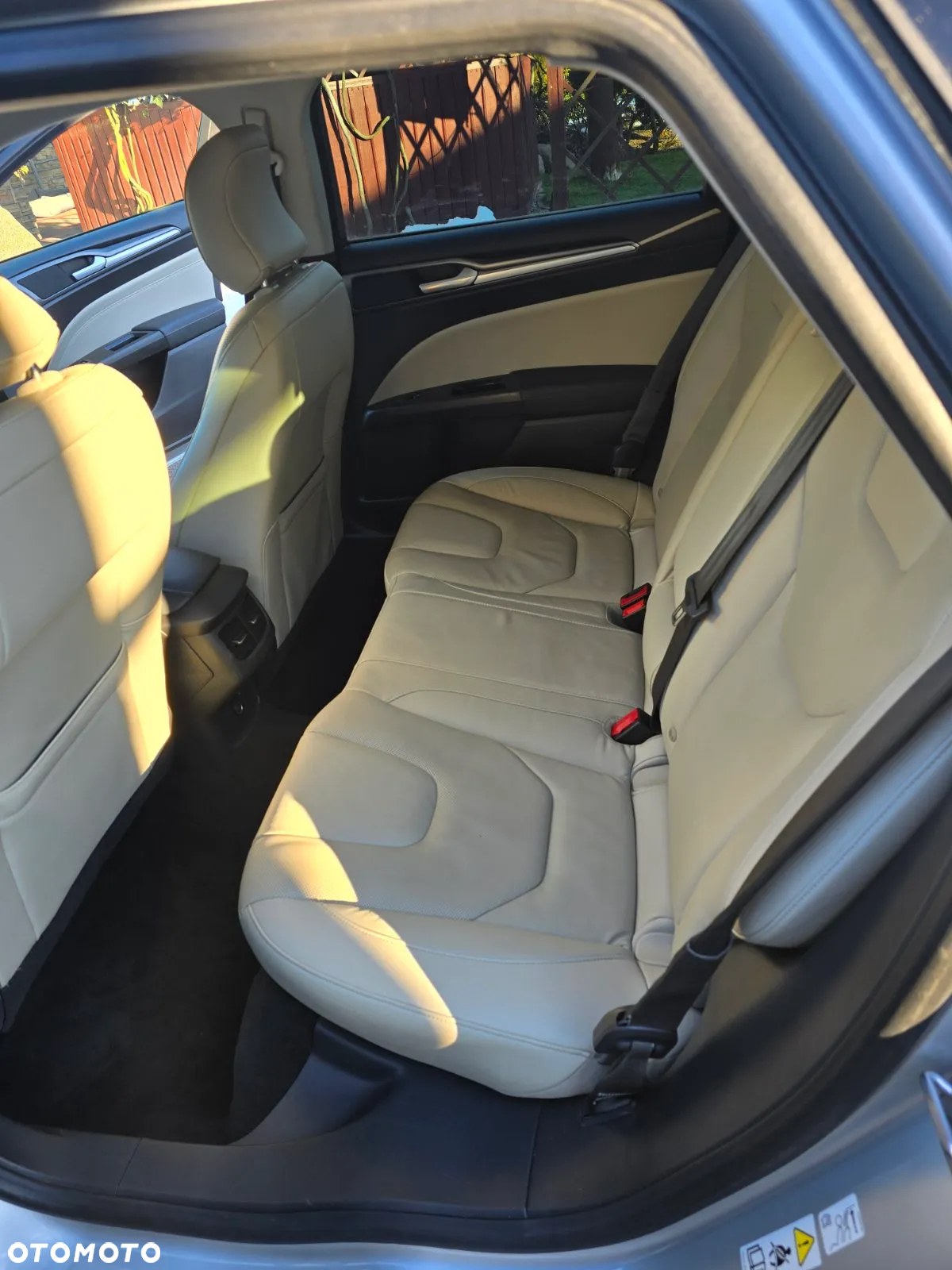 Ford Mondeo - 16
