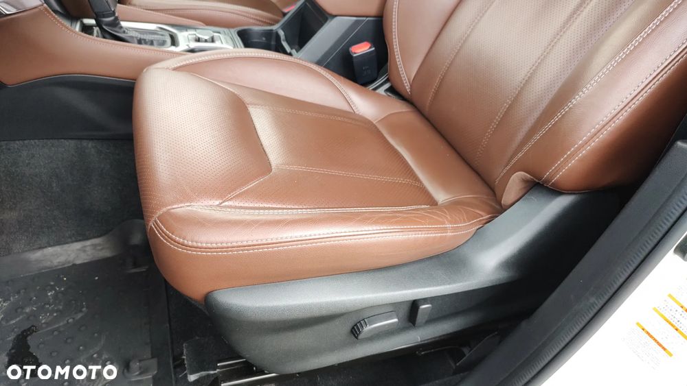 Subaru Forester 2.0i-L Platinum (EyeSight) Lineartronic - 35
