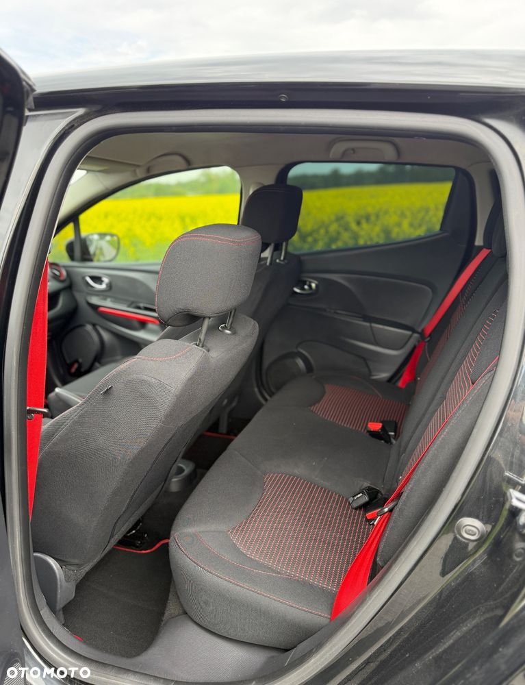 Renault Clio 1.6 Turbo R.S EDC Sport - 6