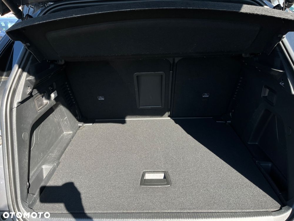 Peugeot 3008 1.2 PureTech GT S&S - 28