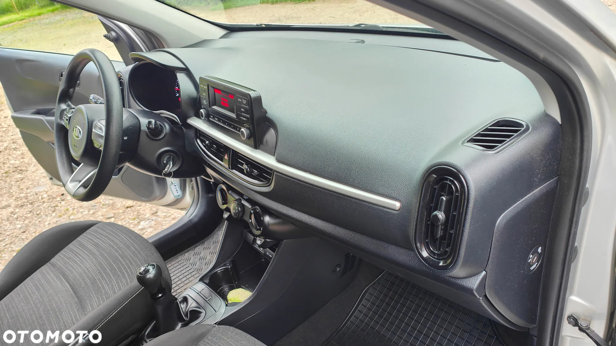 Kia Picanto 1.0 M - 13