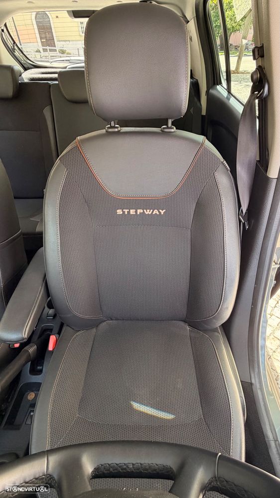 Dacia Sandero 0.9 TCe Stepway - 47