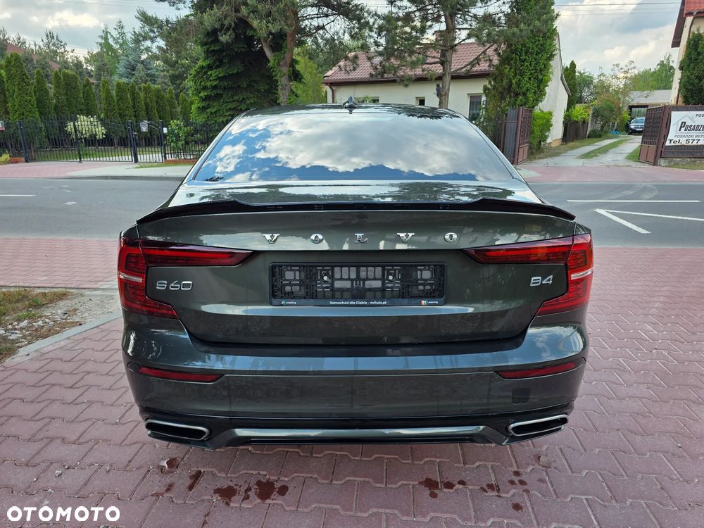Volvo S60 B4 B R-Design - 12