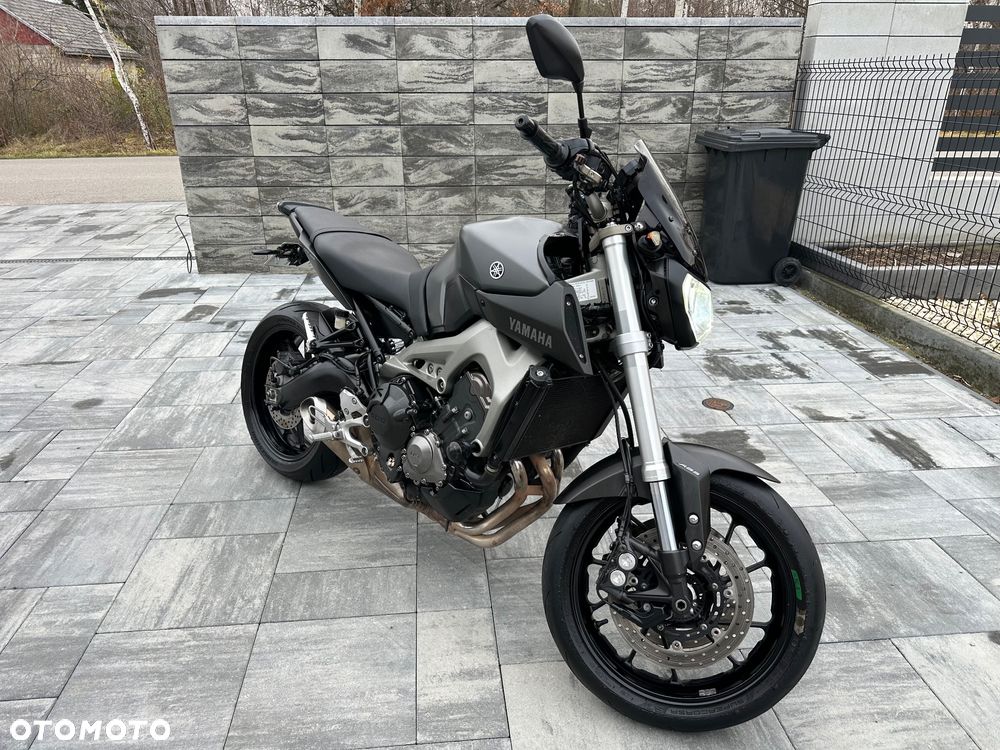 Yamaha MT - 2