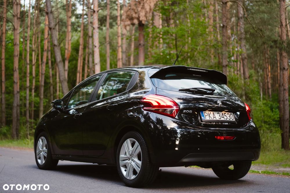 Peugeot 208 PureTech 82 Start & Stop Allure - 4