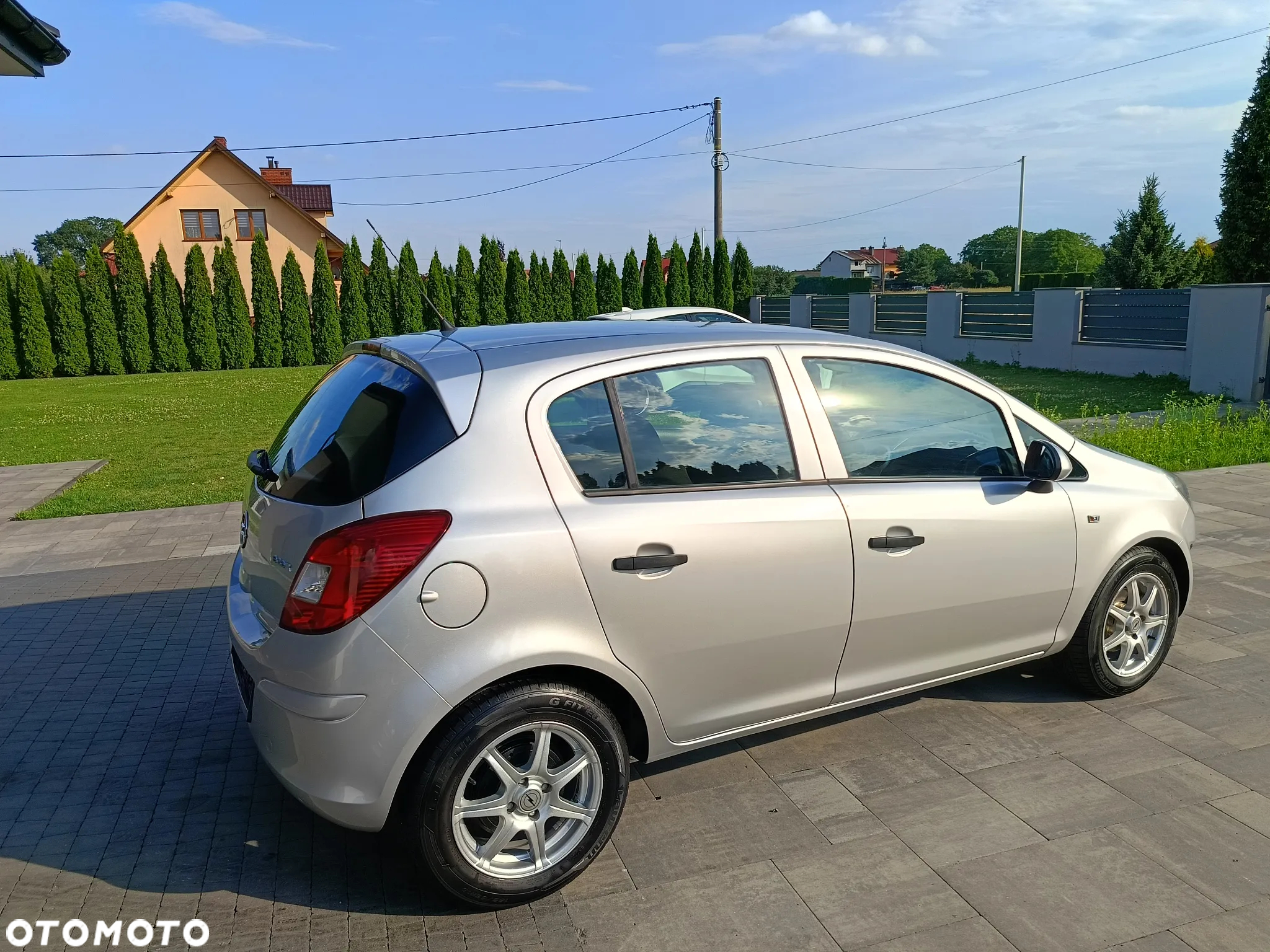 Opel Corsa 1.2 16V Edition - 14