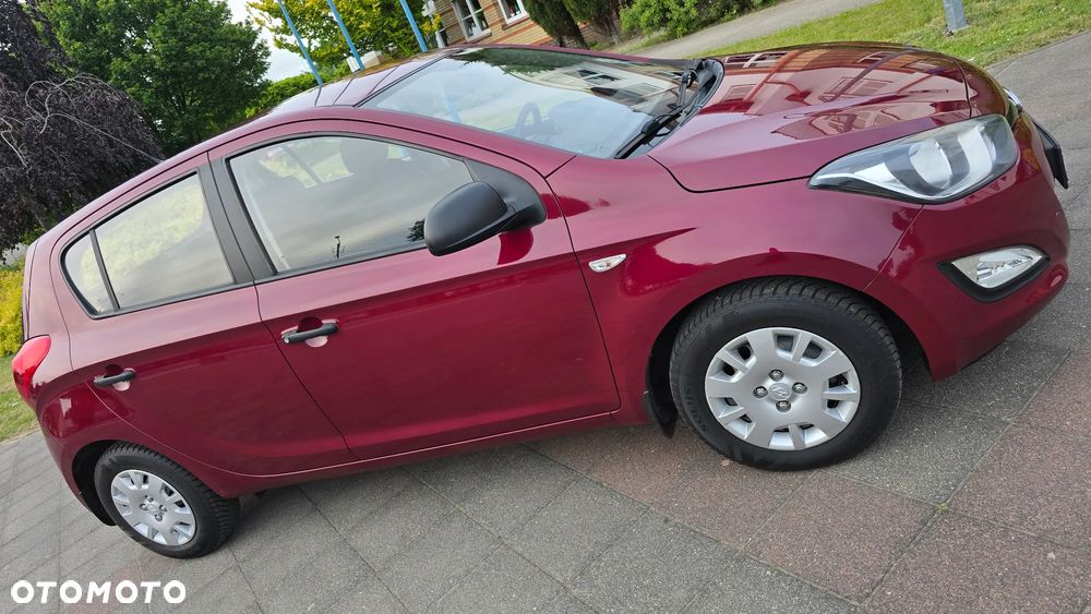 Hyundai i20 - 16