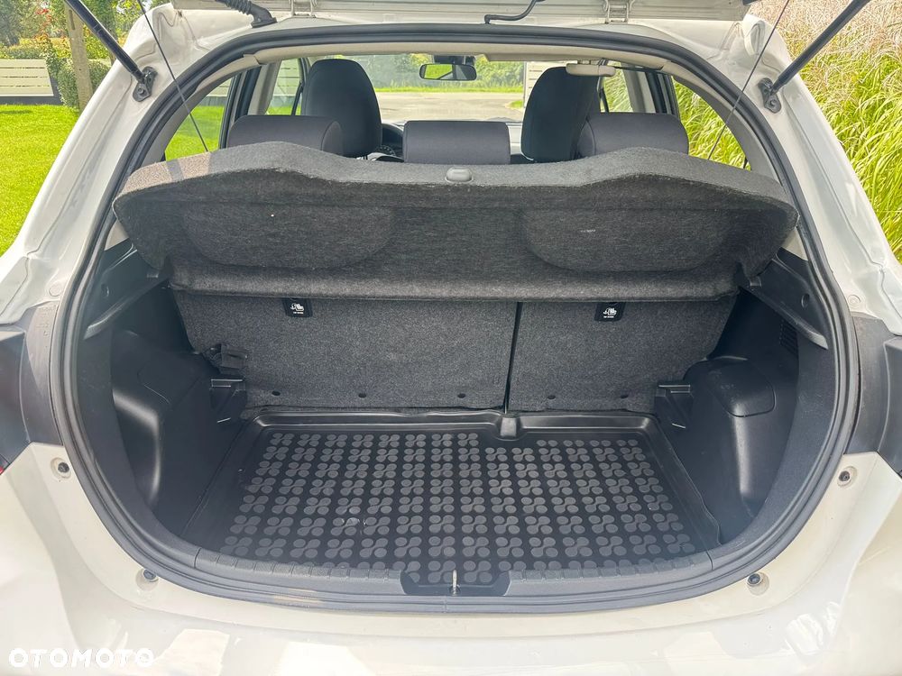 Toyota Yaris - 14