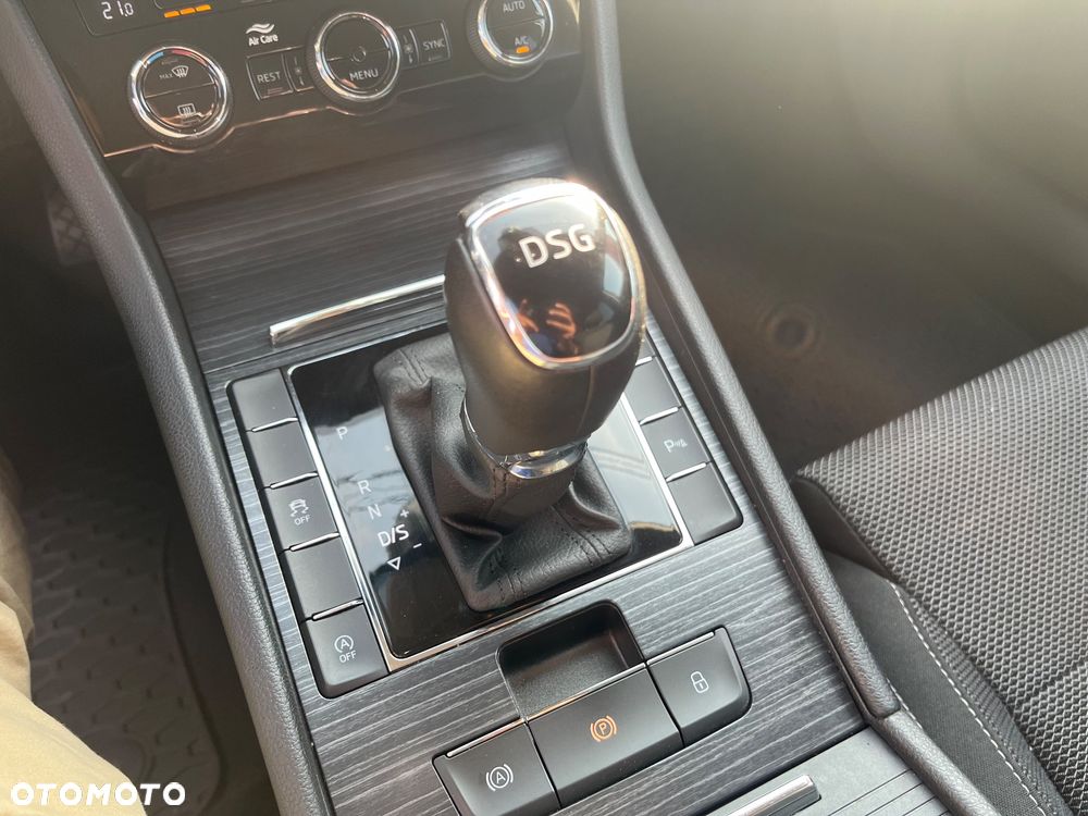 Skoda Superb 2.0 TSI DSG Style - 18