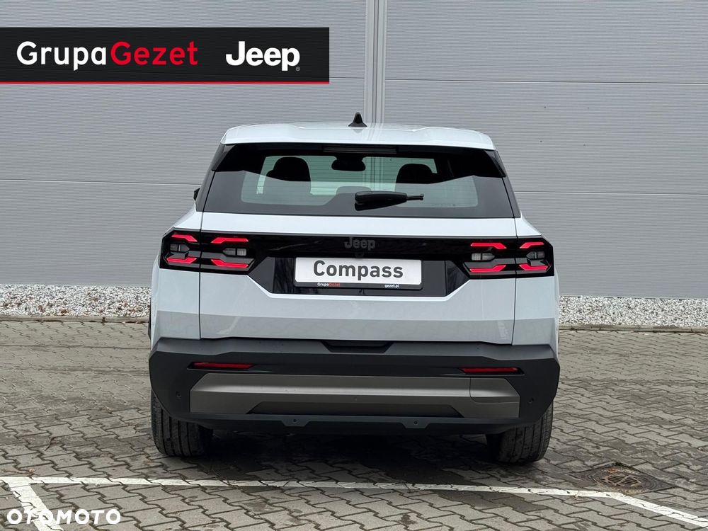 Jeep Compass - 4