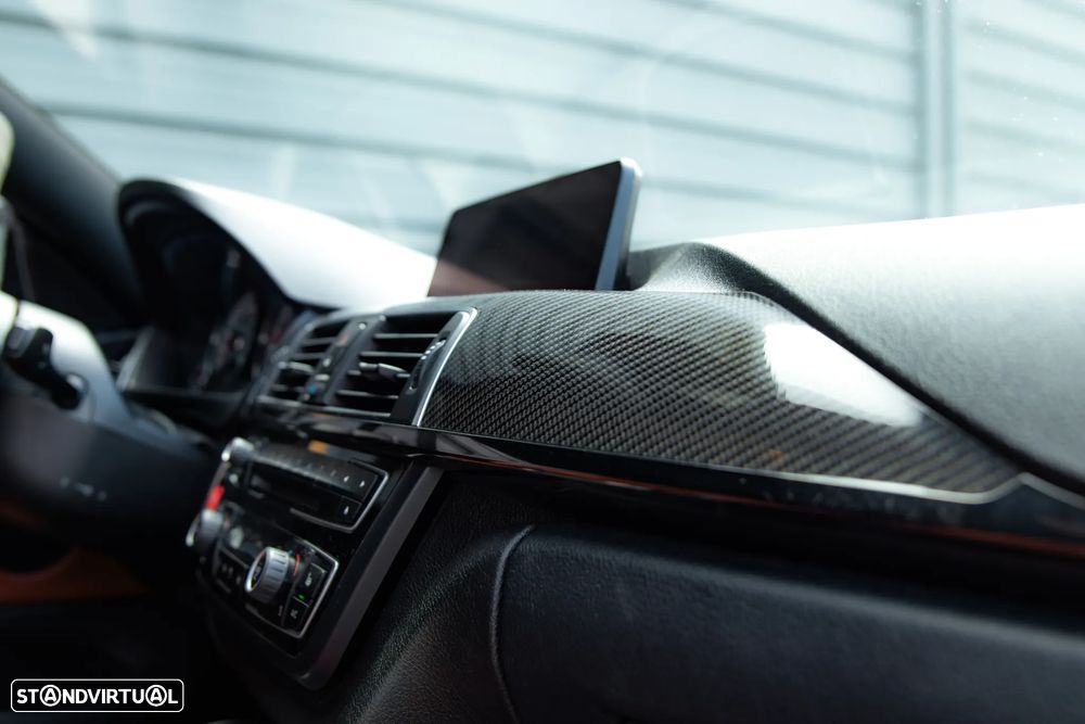 BMW M4 Coupe DKG - 31