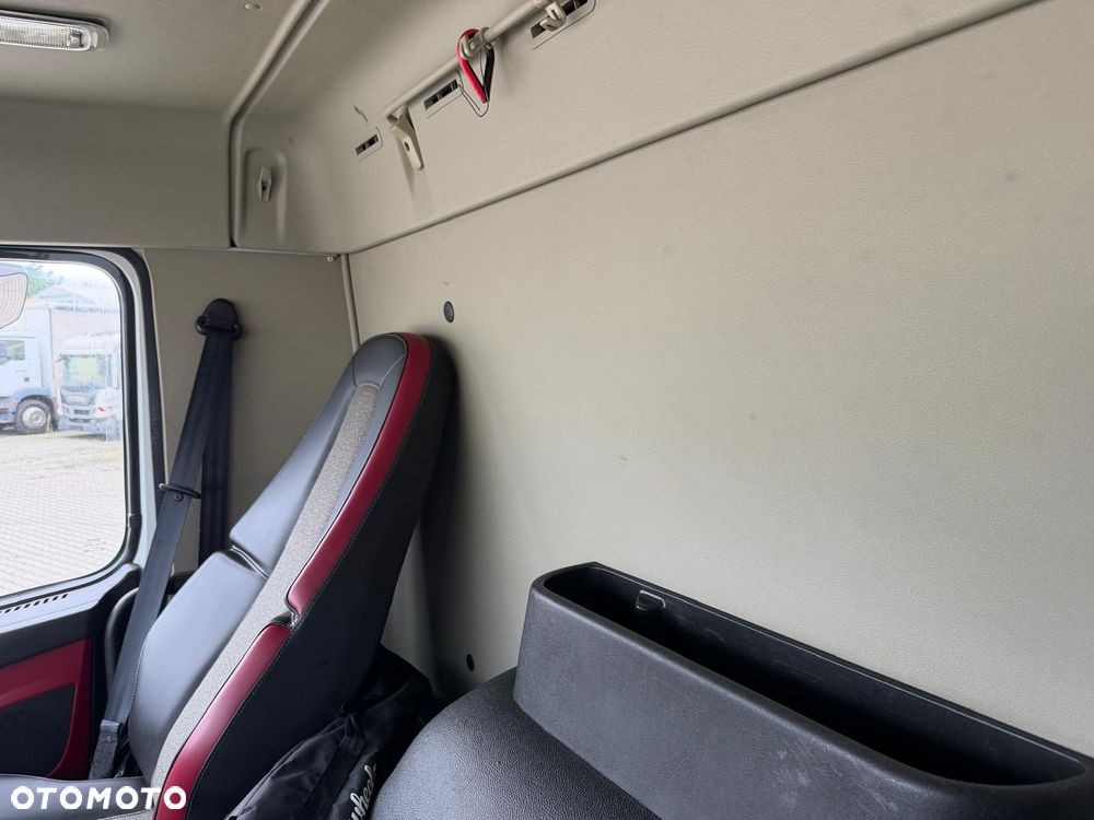 Volvo FM330 // 2019r // 547 tys km - 6