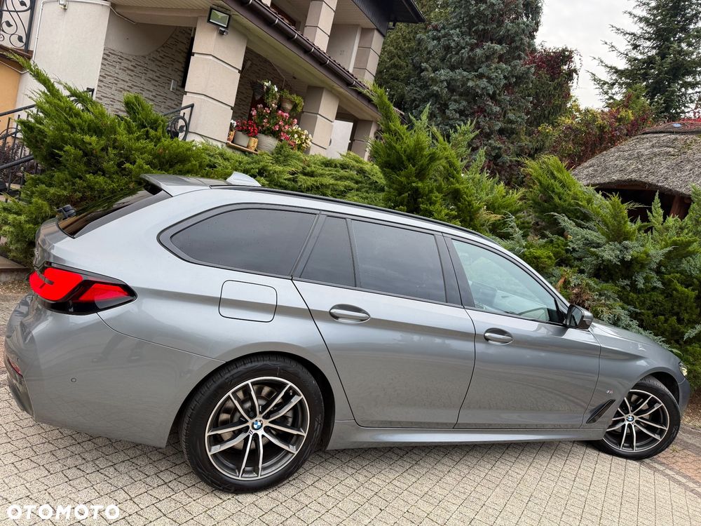 BMW Seria 5 520d xDrive M Sport Edition - 14