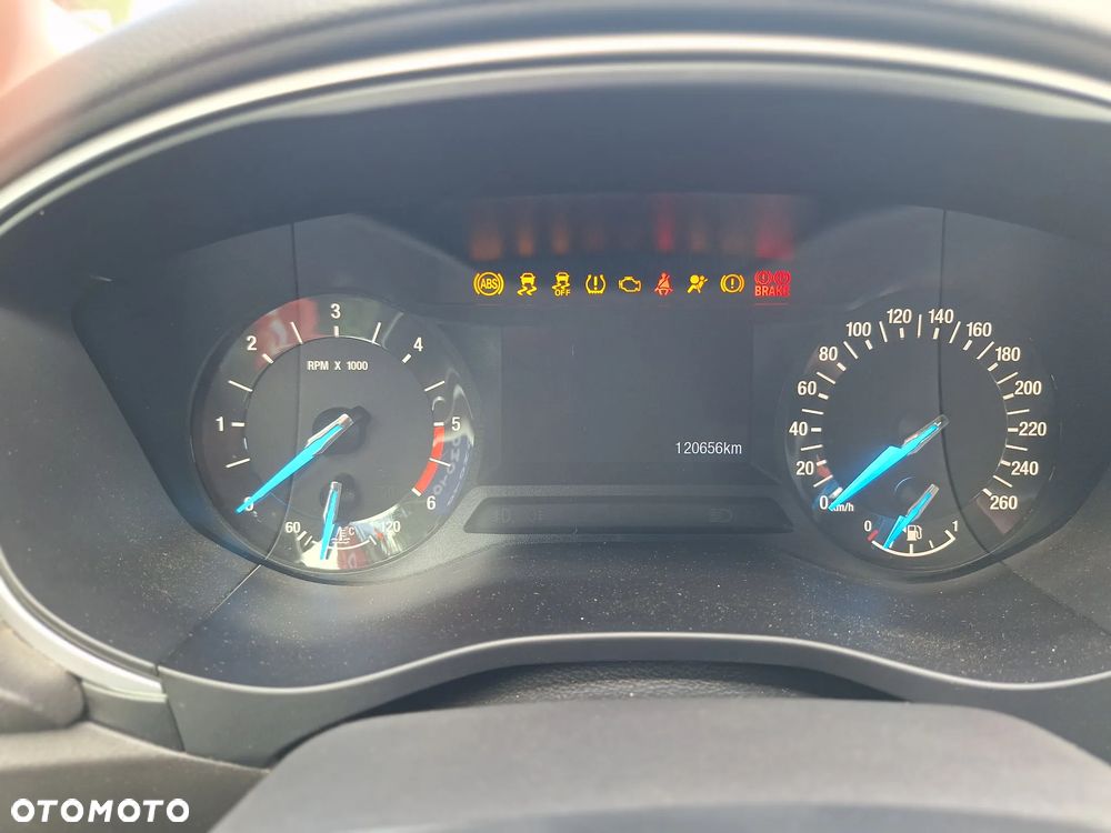 Ford Mondeo SW - 16
