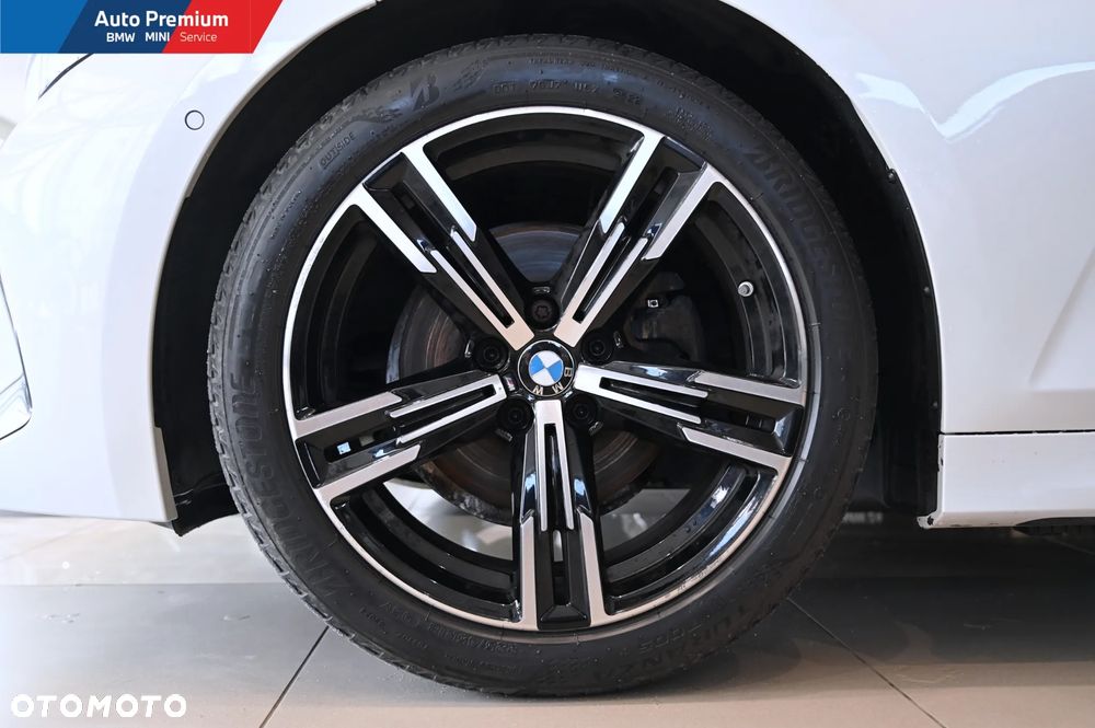 BMW Seria 3 320d xDrive mHEV - 24