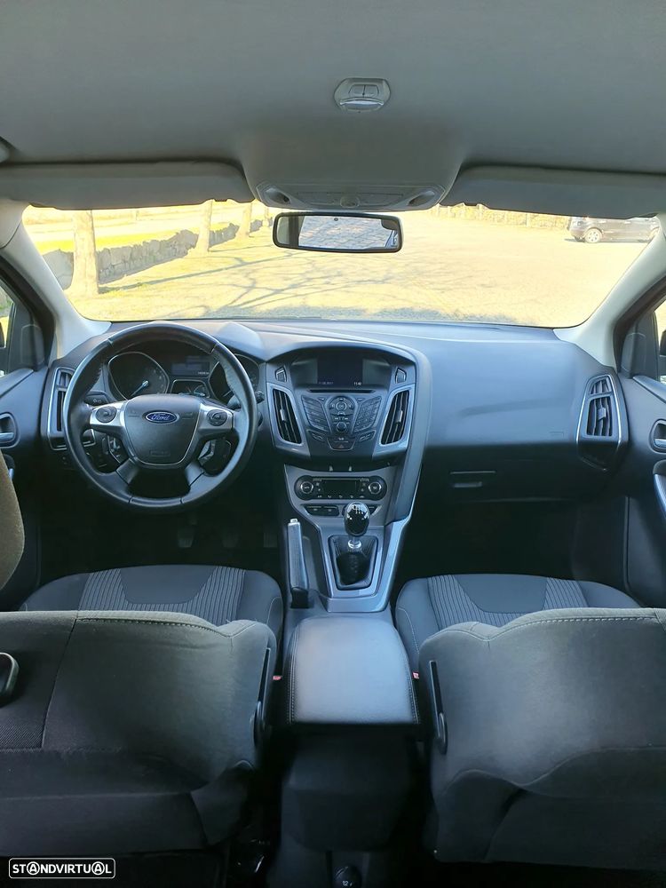 Ford Focus SW 1.0 EcoBoost S&S Titanium - 17