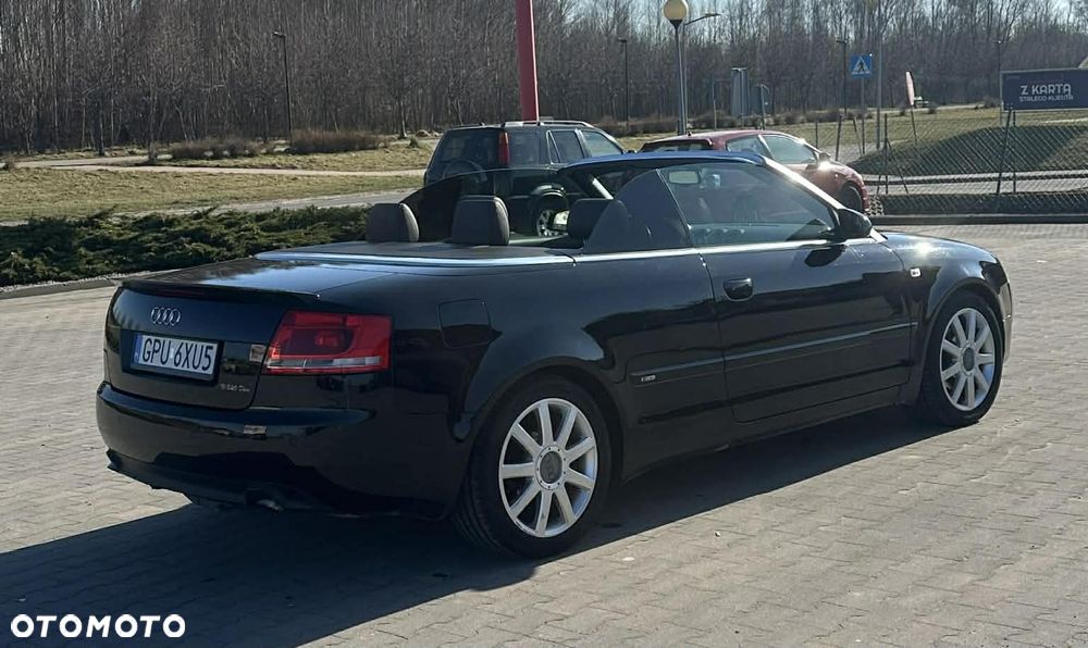 Audi A4 Cabrio 2.0 TDI DPF Multitronic - 18