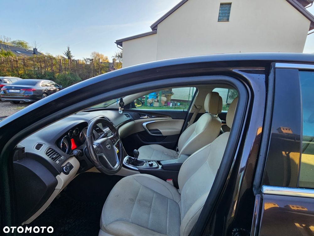 Opel Insignia - 18