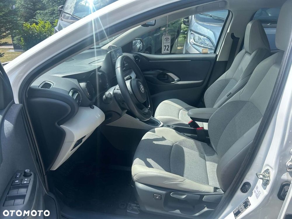 Toyota Yaris Hybrid 1.5 Executive - 9