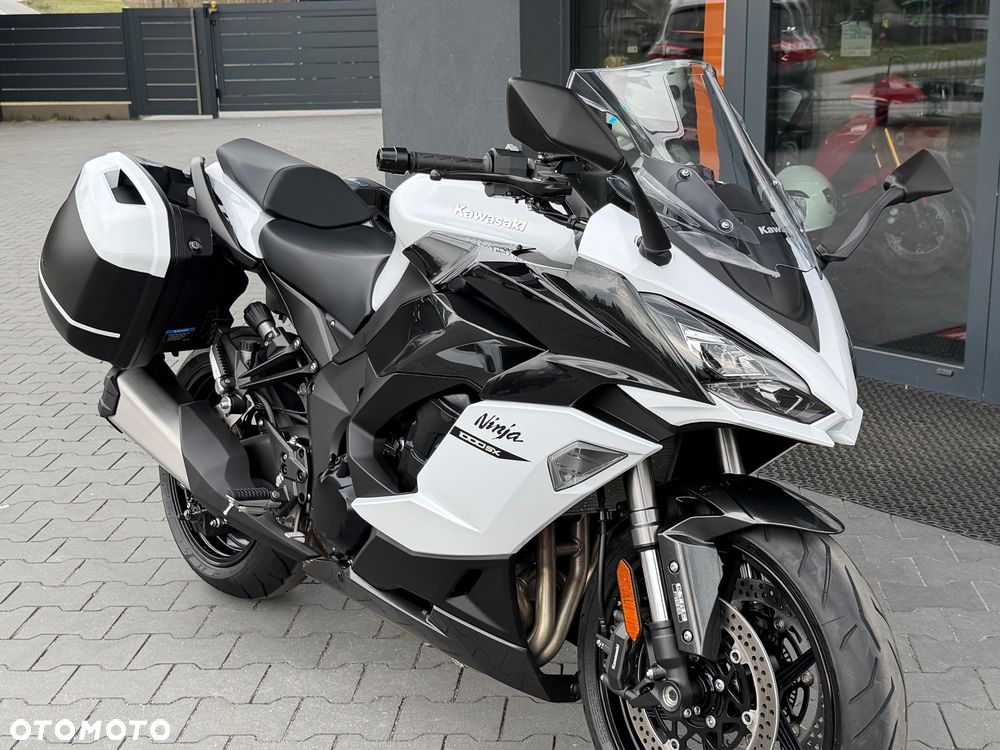 Kawasaki Ninja 1000 SX - 24