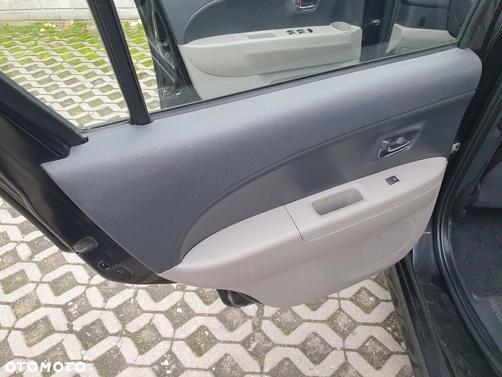 Daihatsu Sirion 1.3 - 16