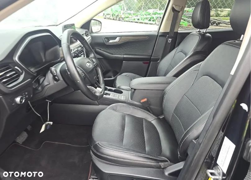 Ford Escape 2.0 EcoBoost AWD Titanium - 7