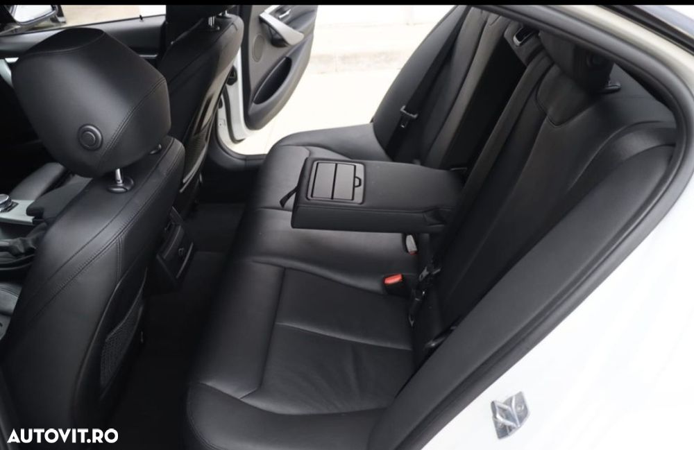 BMW Seria 3 330e iPerformance M Sport - 7