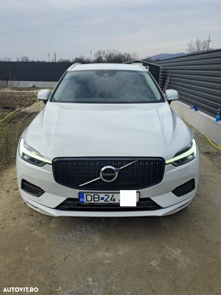 Volvo XC 60 B4 MHEV AT8 FWD Momentum - 10