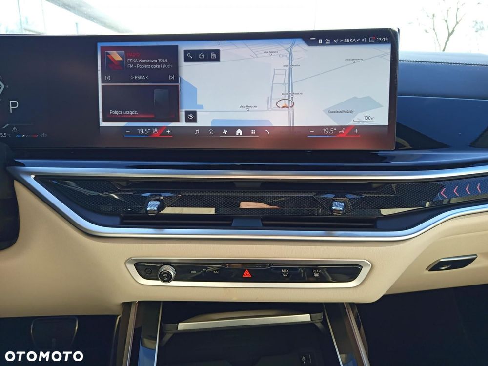 BMW X7 - 16