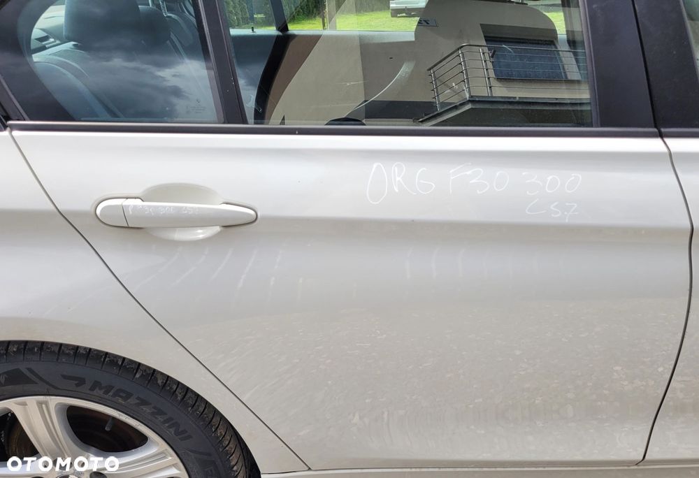 DRZWI PRAWY TYŁ TYLNE BMW F30 300 ALPINWEIS ORG LAKIER C57 - 1