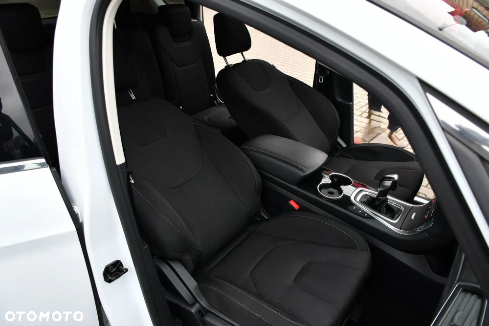 Ford S-Max 2.0 TDCi Bi-Turbo Titanium PowerShift - 40